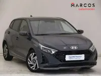 Usado Hyundai i20 101 CV (74 kW) 2025 Gris Utilitario
