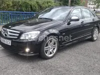 Usado Mercedes C220 Classic 150 CV (110 kW) 2008 Negro Berlina