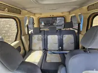 Usado Ford Grand Tourneo Connect Trend 95 CV (69 kW) 2013 Amarillo Monovolumen
