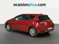 Usado Toyota Auris Active 116 CV (85 kW) 2016 Rojo