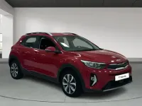 Usado Kia Stonic 100 HP (73 kW) 2024 Vermelho SUV