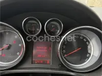 Usado Opel Insignia Cosmo 160 CV (117 kW) 2009 Negro Berlina