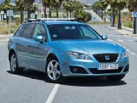Usado Seat Exeo Style 120 CV (88 kW) 2012 Azul Familiar