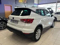 Usado Seat Arona Ecomotive 95 CV (69 kW) 2019 Blanco SUV