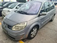 Usado Renault Scénic Authentique 100 CV (73 kW) 2005 Gris / plata Monovolumen