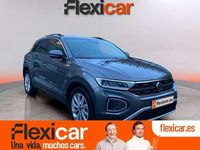 Usado VW T-Roc Life 150 CV (110 kW) 2023 Gris SUV