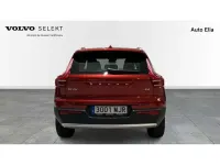 Usado Volvo XC40 Core 2023 Rojo SUV