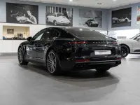 Usado Porsche Panamera Turbo 549 CV (403 kW) 2020 Negro Berlina