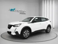 Usado Peugeot 2008 Active 130 CV (95 kW) 2023 Blanco SUV