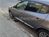 Usado Renault Mégane Expression 90 CV (66 kW) 2012 Gris / plata Berlina