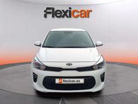 Usado Kia Rio 101 CV (74 kW) 2018 Blanco Berlina