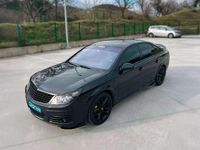 Usado Opel Vectra 120 CV (88 kW) 2006 Negro Berlina