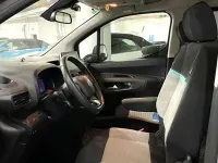 Usado Citroën Berlingo Feel 110 CV (80 kW) 2023 Gris Monovolumen