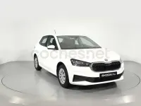 Usado Skoda Fabia Active 95 CV (69 kW) 2022 Blanco Utilitario