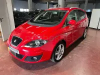Usado Seat Altea XL Style 140 CV (102 kW) 2013 Rojo Monovolumen
