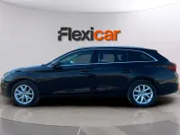 Usado Seat Leon Style 116 CV (85 kW) 2025 Negro Familiar