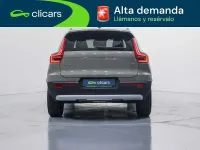 Usado Volvo XC40 Core 129 CV (94 kW) 2023 Verde SUV