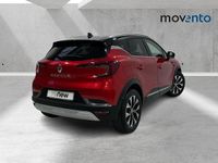 Usado Renault Captur Techno 90 HP (66 kW) 2023 Vermelho SUV