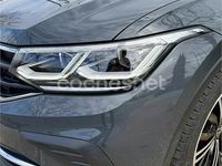 Usado VW Tiguan Sportline 150 CV (110 kW) 2021 Gris / plata SUV