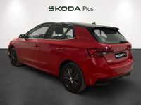 Usado Skoda Fabia Style 150 CV (110 kW) 2022 Rojo Utilitario