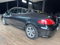 Usado Peugeot 307 CC 110 CV (80 kW) 2008 Negro Descapotable