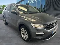 Usado VW T-Roc Advance 116 CV (85 kW) 2021 Gris SUV