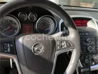 Usado Opel Astra Cosmo 110 CV (80 kW) 2010 Blanco Berlina