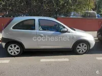 Usado Opel Corsa Edition 90 CV (66 kW) 2003 Gris / plata Utilitario