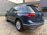 Usado VW Tiguan Life 245 CV (180 kW) 2023 Azul SUV