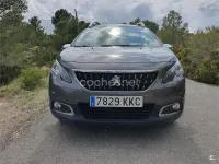 Usado Peugeot 2008 Style 82 CV (60 kW) 2018 Beige SUV