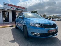 Usado Skoda Rapid Active 95 CV (69 kW) 2018 Azul Berlina