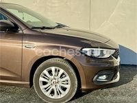 Usado Fiat Tipo Lounge 95 CV (69 kW) 2018 Marrón Berlina