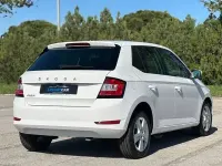 Używany Skoda Fabia Ambition 95 KM (69 kW) 2020 Biały Hatchback