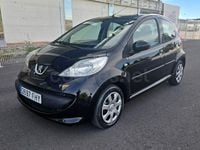 Usado Peugeot 107 54 CV (39 kW) 2008 Negro Utilitario