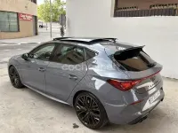 Usado Cupra Leon VZ 300 CV (220 kW) 2022 Gris / plata Berlina