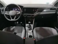 Usado VW Polo Life 95 CV (69 kW) 2022 Plateado Utilitario
