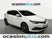Używany Toyota Auris Hybrid Edition 136 KM (100 kW) 2018 Biały