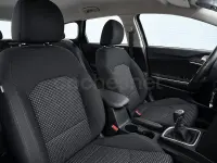 Usado Kia Ceed 120 CV (88 kW) 2021 Gris / plata Utilitario