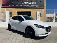 Usado Mazda 2 Homura-Line 90 CV (66 kW) 2022 Blanco Utilitario