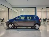 Usado Opel Meriva Cosmo 110 CV (80 kW) 2012 Gris Monovolumen