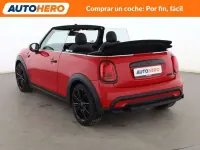 Usado Mini Cooper Cabriolet 135 CV (99 kW) 2022 Rojo Descapotable