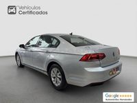 Usado VW Passat Business 150 CV (110 kW) 2021 Gris / plata Berlina