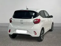 Usado Hyundai i10 63 CV (46 kW) 2025 Blanco Utilitario