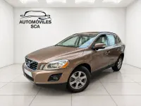 Usado Volvo XC60 Momentum 175 CV (128 kW) 2009 Marrón SUV