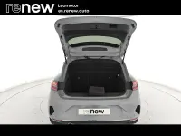 Usado Renault Clio V Techno 100 CV (73 kW) 2025 Gris Berlina