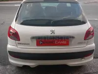 Usado Peugeot 206+ 70 CV (51 kW) 2011 Blanco Utilitario