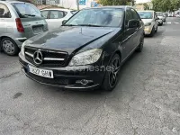Usado Mercedes C200 Avantgarde 122 CV (89 kW) 2008 Negro Berlina
