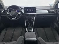 Usado VW T-Roc Life 150 CV (110 kW) 2024 Gris SUV