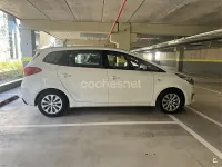 Usado Kia Carens 141 CV (103 kW) 2015 Blanco Monovolumen