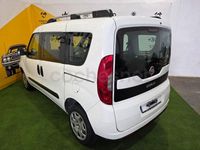 Usado Fiat Doblò Easy 90 CV (66 kW) 2015 Blanco Monovolumen